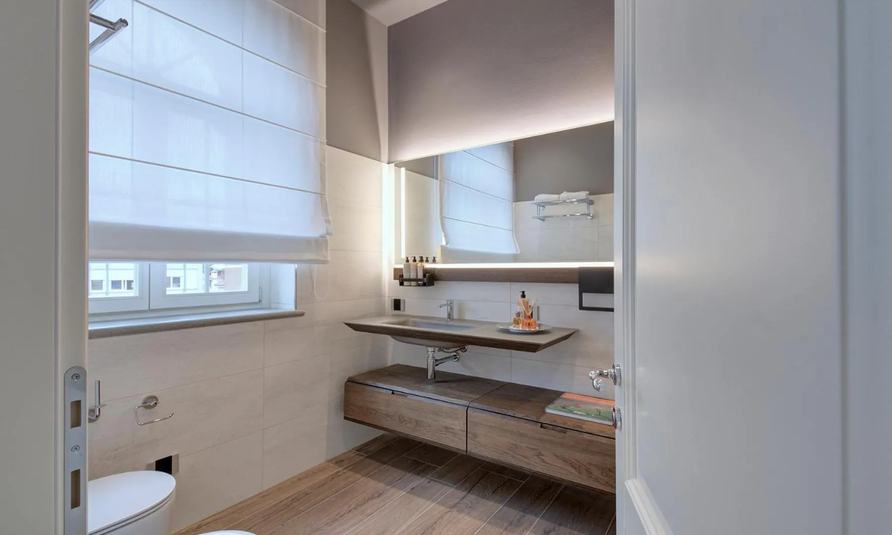 Accomodation Hotel Castello Il Codirosso Cesate 0*,  Italy