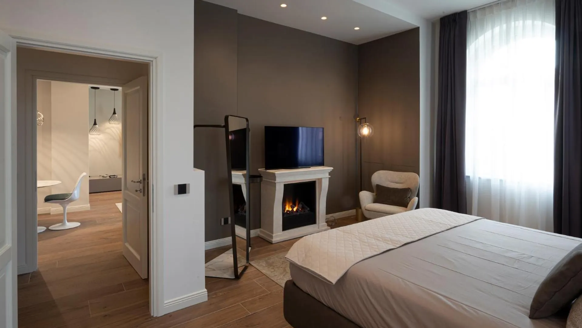 Accomodation Hotel Castello Il Codirosso Cesate 0*,