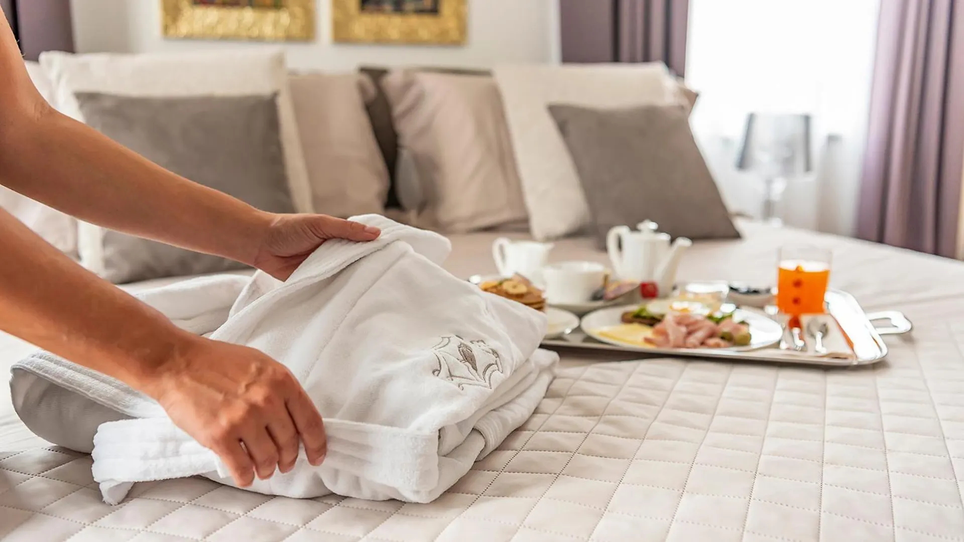 Accomodation Hotel Castello Il Codirosso Cesate
